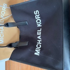【MICHEAL KORS】カバンの画像