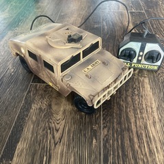 ハンヴィーのおもちゃの画像