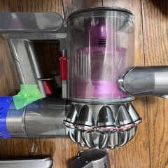 【中古】ダイソン掃除機　V6 の画像