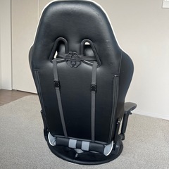【早い者勝ち！】ゲーミングチェア(AKレーシング)の画像