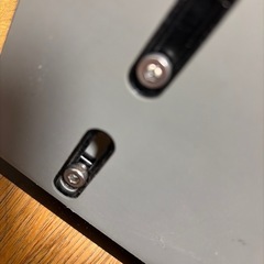 ノートパソコンスタンド 縦置き 収納 PCホルダー 調節可能 アルミ合金素材 の画像