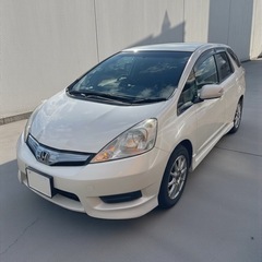 フィットシャトルの画像