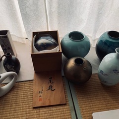 掛け軸と壺の10点セット
の画像