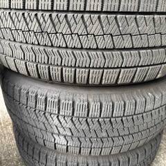 ブリジストンブリザックvrx2スタッドレスタイヤ4本セット
の画像