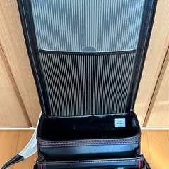 ランドセル 黒×赤の画像