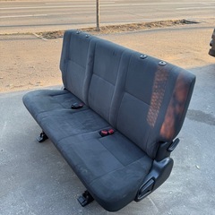 ハイエース3型リヤシートの画像