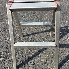 ALINCO アルインコ２段 脚立　CR-60 の画像