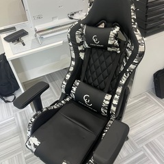 CYBER GROUNDゲーミングチェアの画像