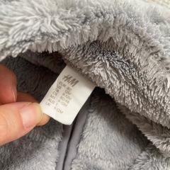 引渡者確定　H&M フリース　80cm　の画像