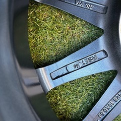 スタッドレスタイヤ＋アルミホイール中古美品の画像