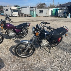 GN125カスタム！社外マフラーつきの画像