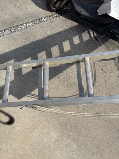 伸縮アルミニウムはしご