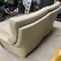 ⭐︎カリモク ソファ 2人掛 ZW7322E807 ソフトグレイン 美品⭐︎の画像