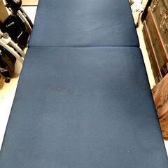 折りたたみベッド シングル ネイビー 幅95×奥199×高45cm キャスター無し ベット 寝具 折り畳み 家具 札幌市 中央区 南12条の画像