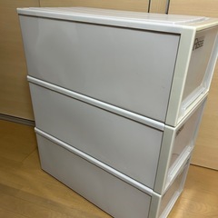 衣装ケース　1個200円の画像