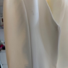 simple ウェディングドレス パット付き の画像