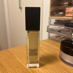 NARSファンデーションL3 の画像