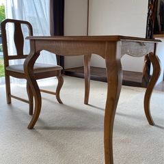 カフェテーブルセット（木製）の画像