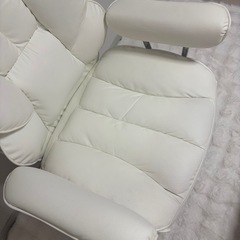 SKYE ゲーミングチェア ホワイト 白 社長椅子の画像