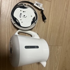 電気ケトルの画像