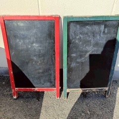A型 看板 木製 ブラックボード 赤 緑（商談中）の画像