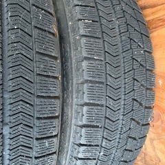 175/65R15スタッドレスタイヤの画像