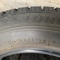 175/65R15スタッドレスタイヤの画像