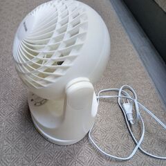 サーキュレーター　アイリスオーヤマ　扇風機の画像