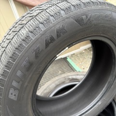 ブリジストン ブリザック VRX2 195/65R15の画像