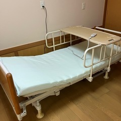 介護ベッド
の画像