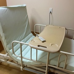 介護ベッド
の画像