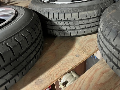 2024年製造ブリヂストンニューノ175/65R15タイヤ、ホイールセット