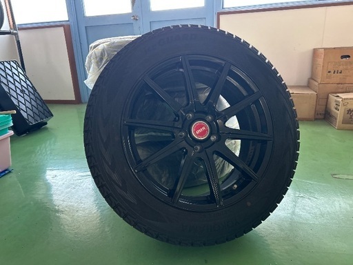 超美品）22560R18スタッドレスタイヤ&アルミホイール4本セットYOKOHAMA