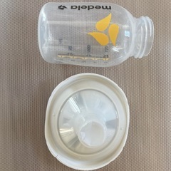 メデラ　手動搾乳機の画像
