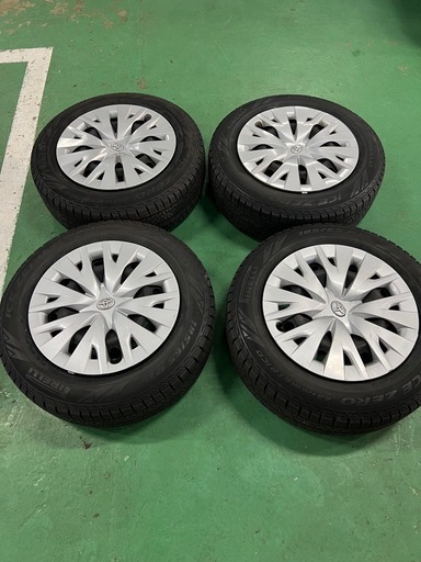 185/65R15 2022年製造 バリ溝 ピレリ 冬タイヤ トヨタ純正ホイール付 4本