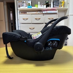 Joie チャイルドシート 新生児OK トラベルシステムの画像