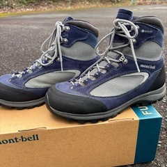 登山靴　モンベルツオロミーブーツ　ワイド　27cmの画像