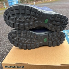 登山靴　モンベルツオロミーブーツ　ワイド　27cmの画像