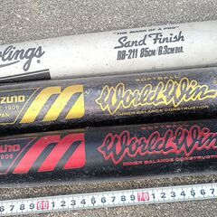 ０円　金属バット　３本　ソフトボール用　中古　の画像