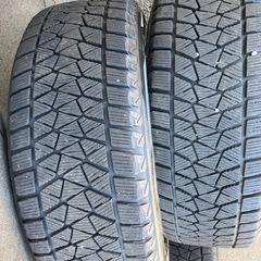 BRIDGESTONE 225/55R18スタッドレスの画像
