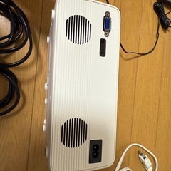 GROVIEW LEDプロジェクター の画像