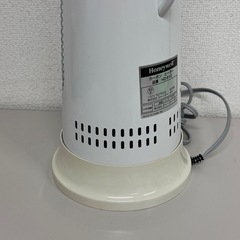 A1799🌟激安‼️ Honeywell カーボンヒーター　HZ-910🌟の画像