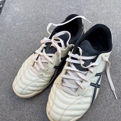 新品未使用❗️フットサルシューズの画像