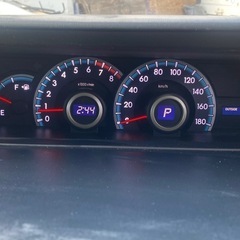 ヴォクシー　2013- 8人乗り(シト)の画像