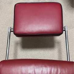 ゲーミングチェア フルフラット　リクライニング フットレスト付きの画像