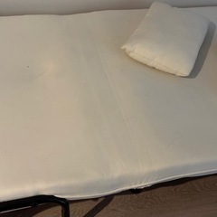 白 ソファベッド（背もたれ難あり）の画像