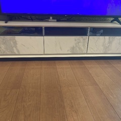 テレビ台　定価39900円　ホワイト　大理石柄の画像