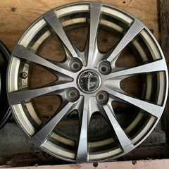 14アルミホイールの画像