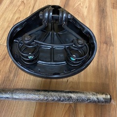 サドル　サドルポスト付きの画像