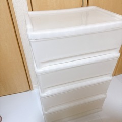 リビングチェスト4段/衣装ケースの画像